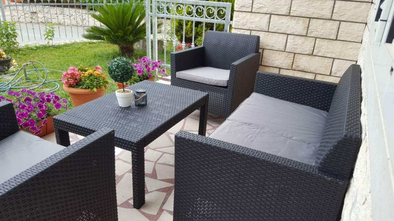 Apartman Luly Apartment Kastela Bagian luar foto