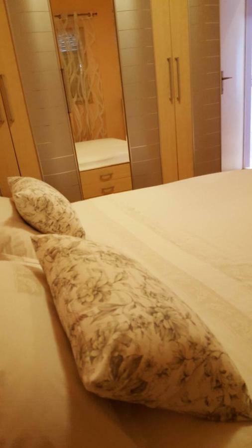 Apartman Luly Apartment Kastela Bagian luar foto